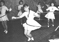 Hula hoop epidemic (1958)